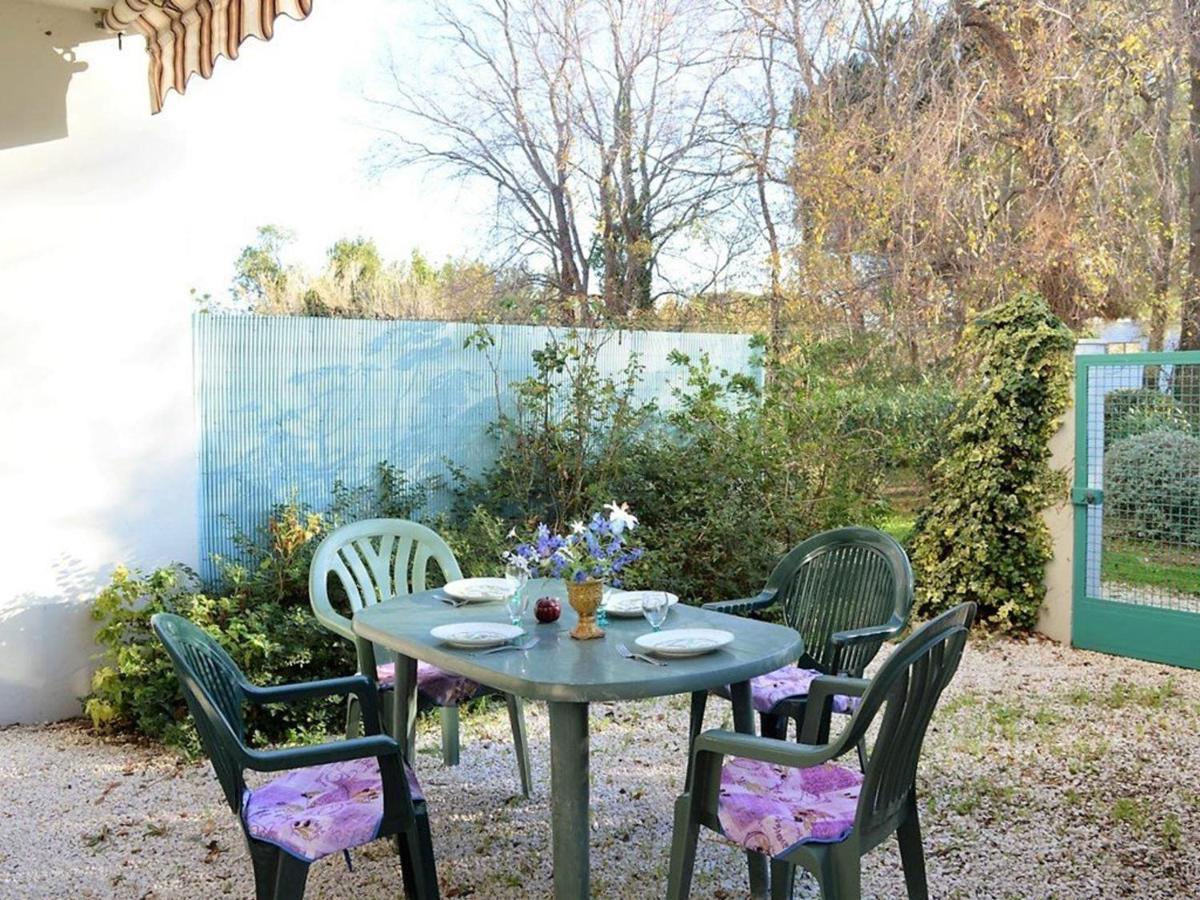 Studio Climatise Au Lavandou Avec Terrasse, Parking Et Environnement Calme - 3 Couchages - Fr-1-251-167 Le Lavandou Exterior foto